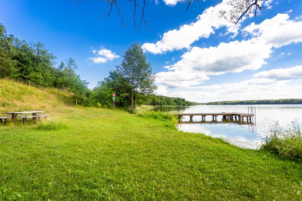 Mazurska Lesniczowka Nowy Zyzdroj Bed & Breakfast エクステリア 写真