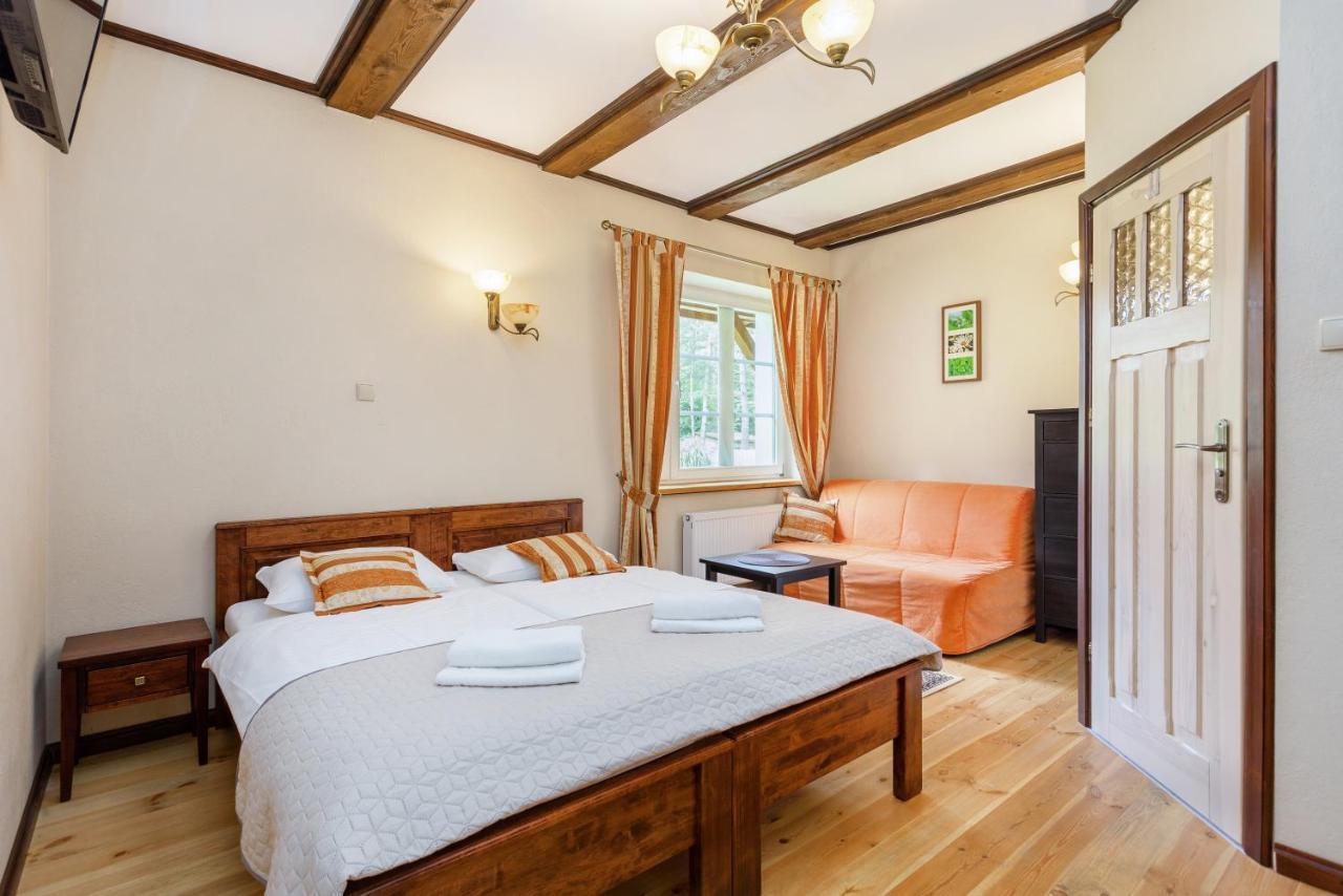 Mazurska Lesniczowka Nowy Zyzdroj Bed & Breakfast エクステリア 写真